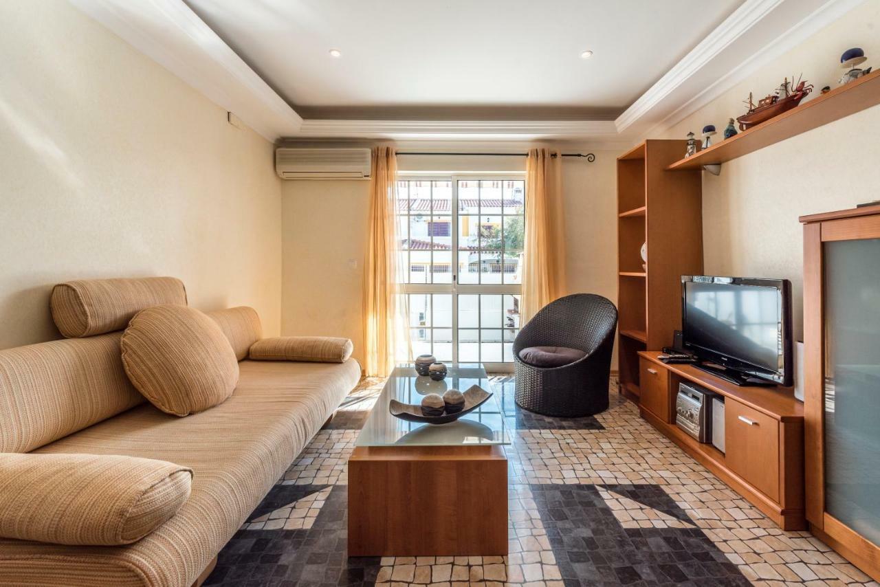 Apartamento อัลตูรา ภายนอก รูปภาพ