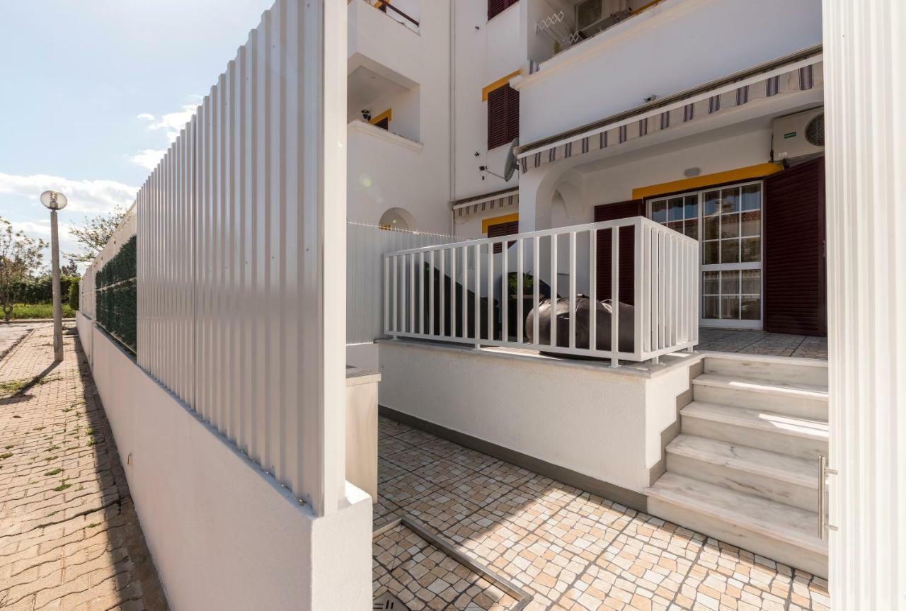 Apartamento อัลตูรา ภายนอก รูปภาพ